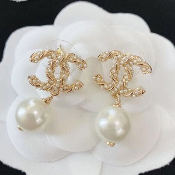 Strass Gold CC Stud Earrings - Picture 2 of 5